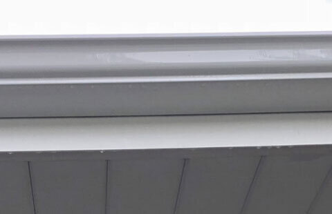 Gutter cleaning hero